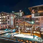 Hotel Lion 4*